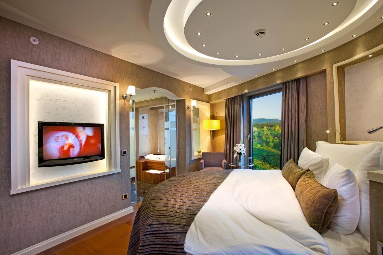 Limak Eurasia Luxury Hotel Istambul Exterior foto
